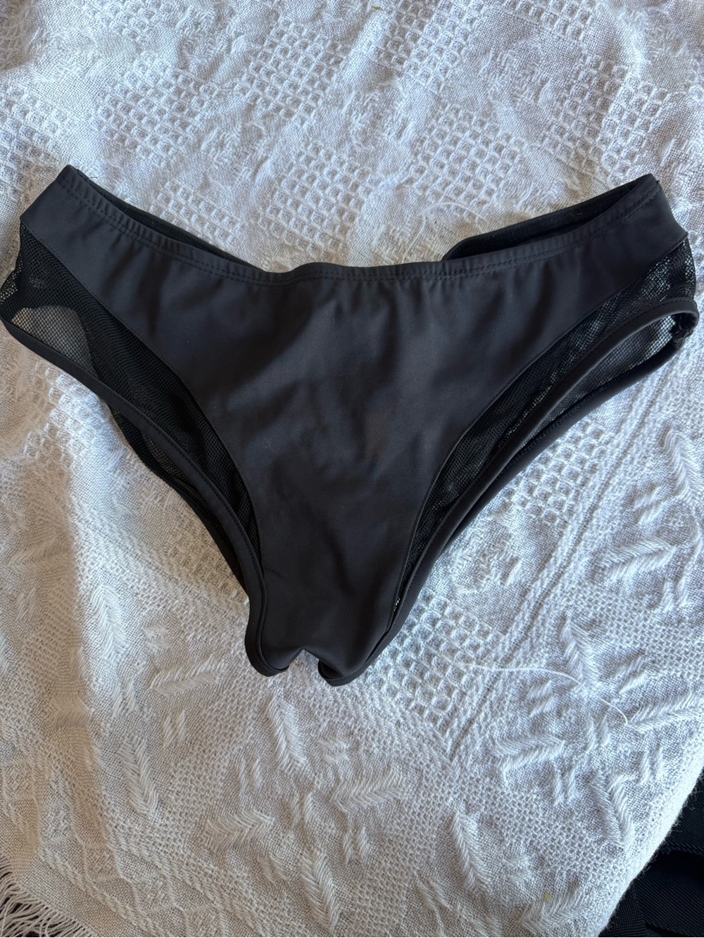 Lunalae Low Waist Pole Shorts W/Mesh Size 8